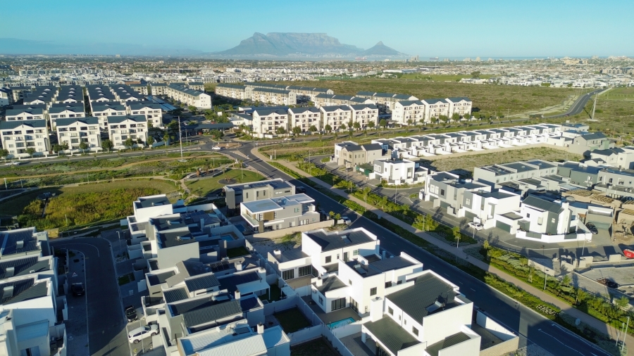 5 Bedroom Property for Sale in Sandown Western Cape